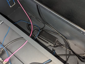 cliquer pour zoomer KZNVR1-95-B0 Espace mort pour bloc d'alimentation et câblage hauteur 83mm